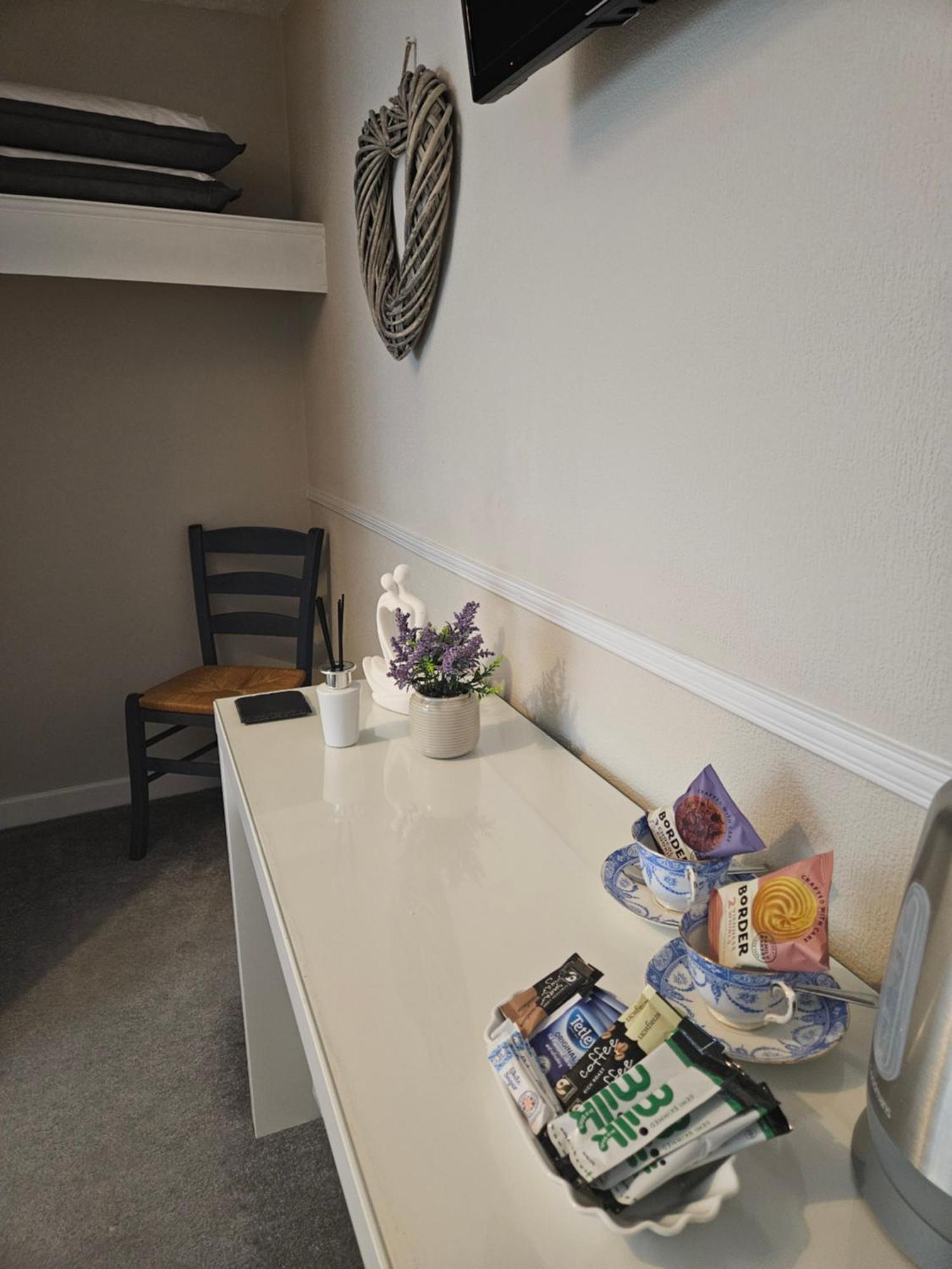 The Beacons Guest House Brecon Bagian luar foto