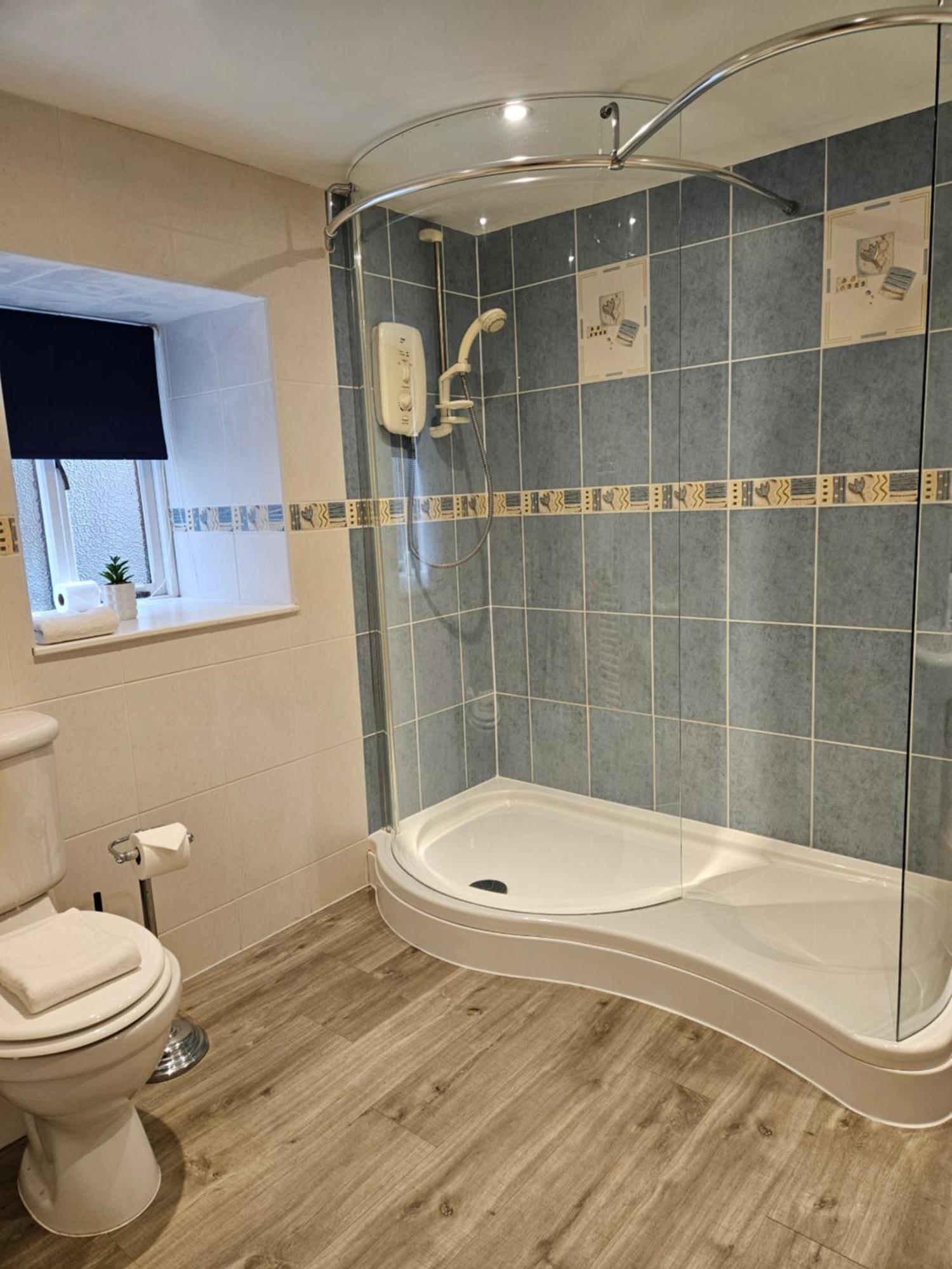 The Beacons Guest House Brecon Bagian luar foto