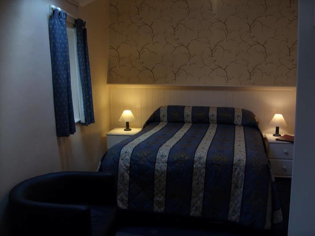 The Beacons Guest House Brecon Bagian luar foto